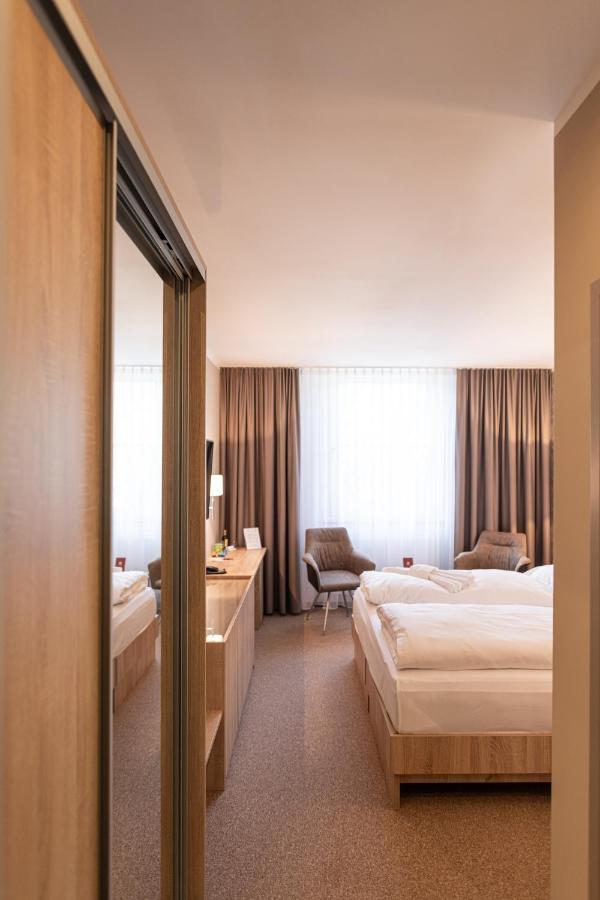 Double Room,1094082477:JPEG